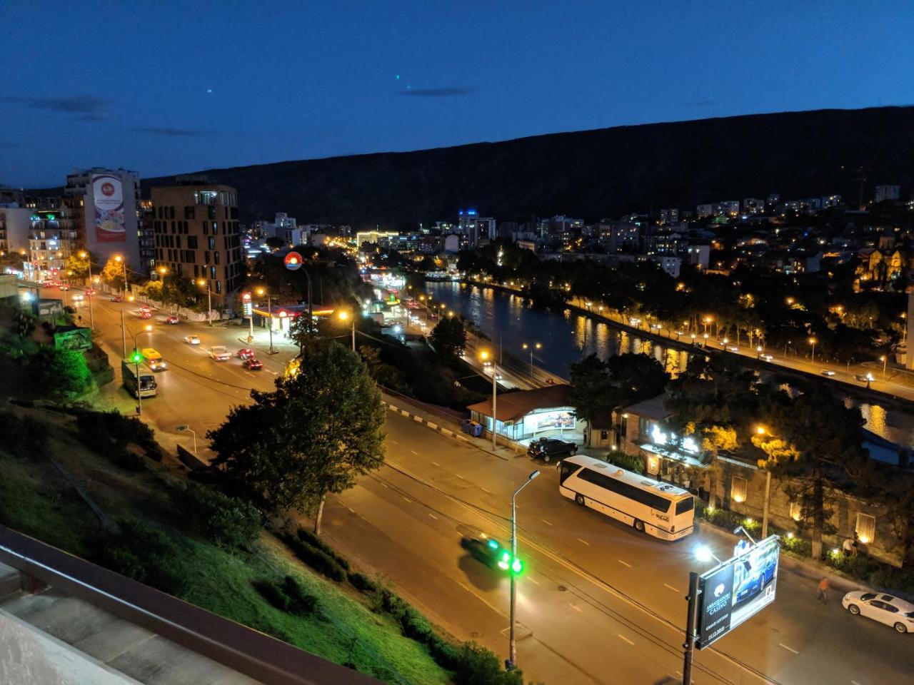 Avlabari Terrace Rooms Тбилиси Экстерьер фото
